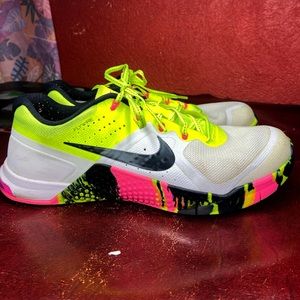White Neon Nike Flywire Sneakers Size 9.5